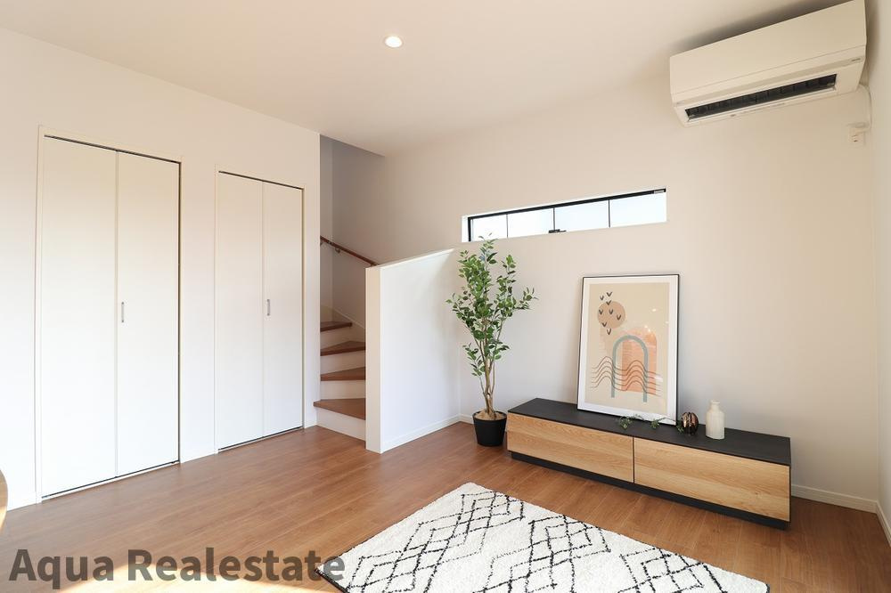 高松市木太町の中古一戸建の居間・リビング