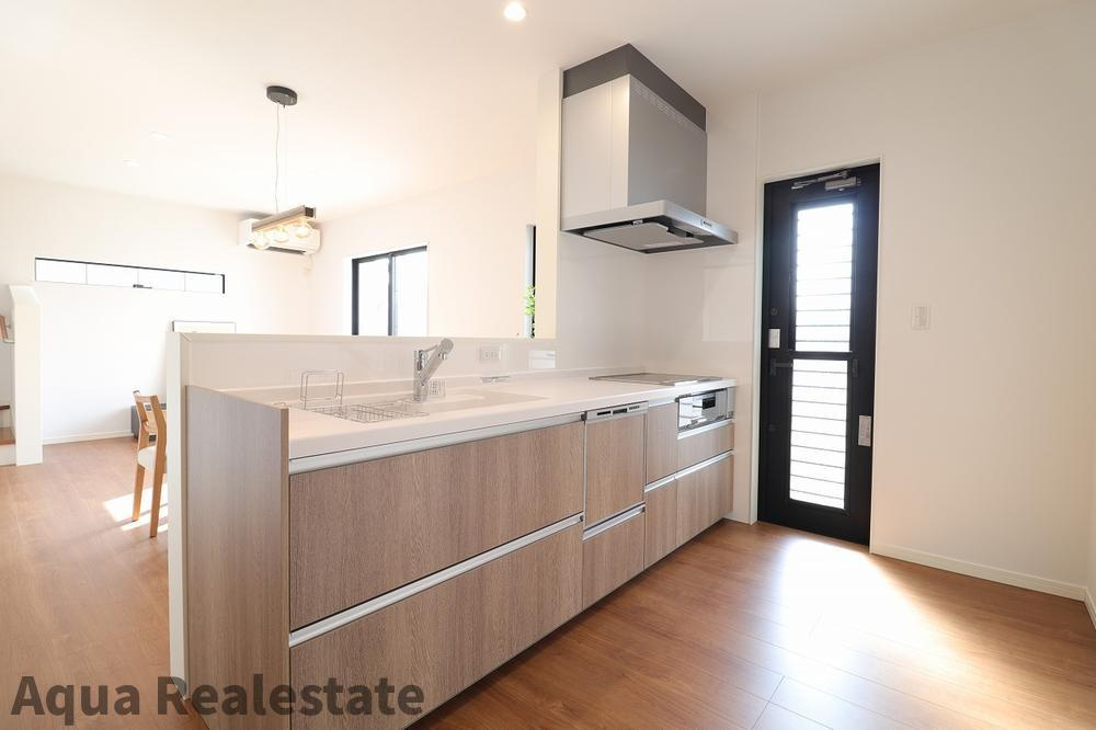 高松市木太町の中古一戸建のキッチン