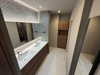 【独立洗面台】 | HEBEL MAISON PREMIUM 夙川