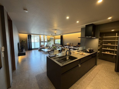 【キッチン】 | HEBEL MAISON PREMIUM 夙川