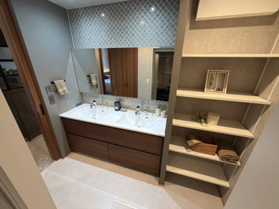 【独立洗面台】 | HEBEL MAISON PREMIUM 夙川