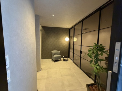 【玄関】 | HEBEL MAISON PREMIUM 夙川