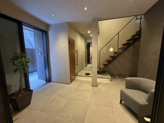 【玄関】 | HEBEL MAISON PREMIUM 夙川