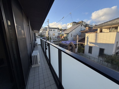 【バルコニー】 | HEBEL MAISON PREMIUM 夙川