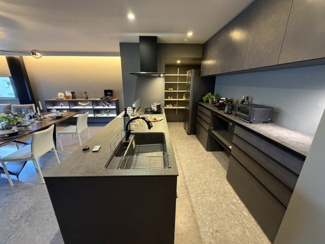 【キッチン】 | HEBEL MAISON PREMIUM 夙川