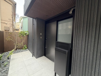 【玄関】 | HEBEL MAISON PREMIUM 夙川