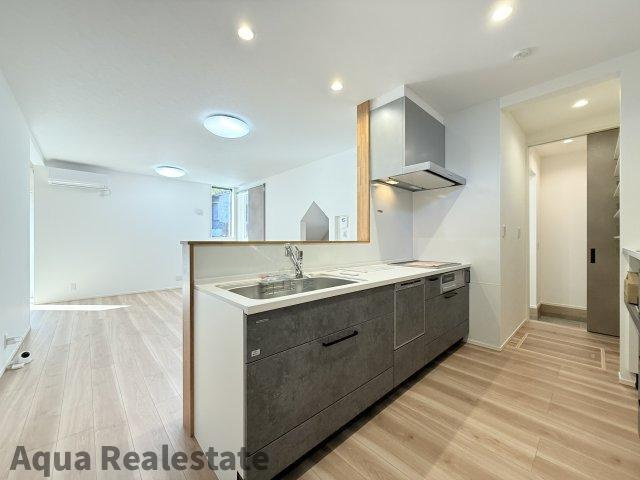 高松市西宝町モデルハウスのキッチン|お料理しやすいキッチンです