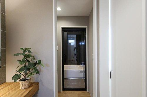 感田【戸建】のその他|室内（2025年11月）撮影
洗面所脱衣所が別になっています