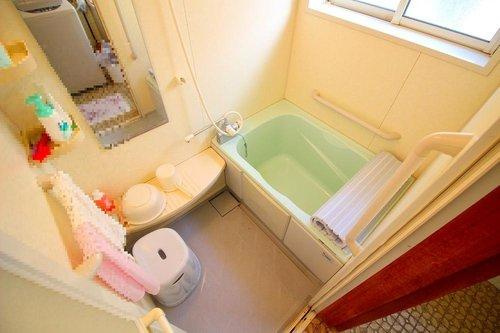 ■□旗ヶ崎２中古戸建□■の浴室|ユニットバスへ改修されているお風呂になります。