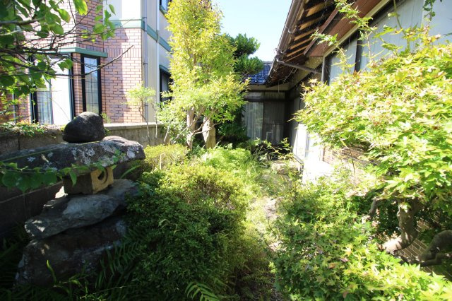■□旗ヶ崎２中古戸建□■の庭|日々の疲れを癒す自分好みのお庭へ造園にいかがでしょうか？