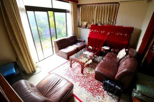 ■□旗ヶ崎２中古戸建□■の居間・リビング|1階洋室6帖になります。