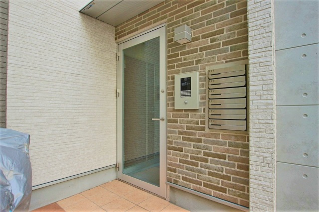 one top 東今里のエントランス