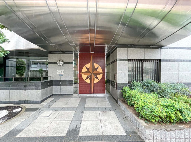 シーアイマンション上野のエントランス