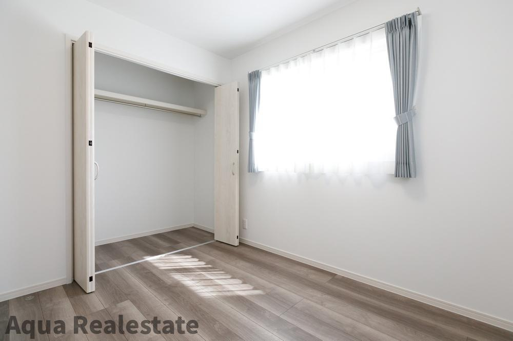 高松市扇町　インナーガレージ＋趣味を楽しむ書斎のあるお家の収納|収納スペース豊富です