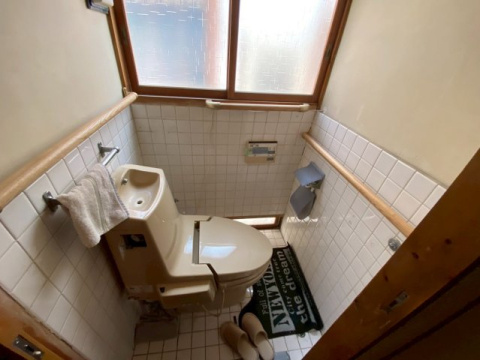 ■□相生町古家付土地□■のその他|現在の建物（トイレ）も室内写真になります。