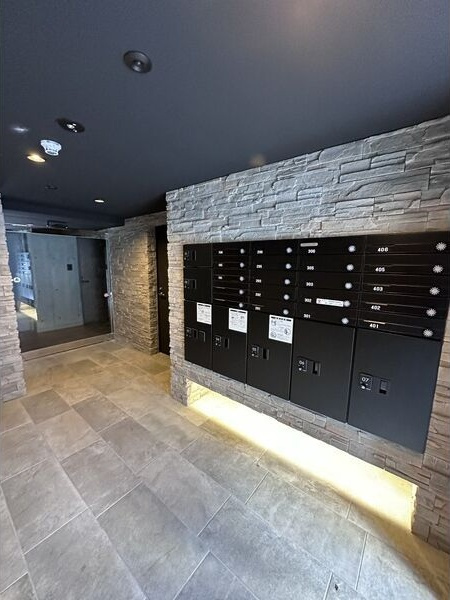 amadeus澄川のエントランス