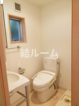 練馬区桜台２丁目の賃貸マンションのトイレ