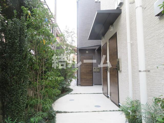 板橋区上板橋１丁目のアパートのエントランス