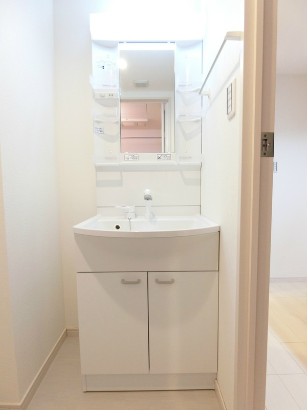 リブリ・東園田の洗面所