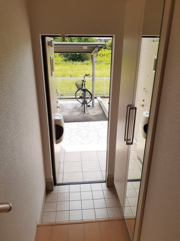 カーサ尾城の玄関|きれいな玄関です