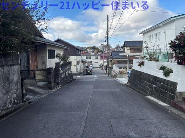 岡崎市滝町字外浦の売地の前面道路含む現地写真