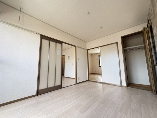 オリゾン　Ｂの居間・リビング|他社様掲載物件もまとめてご紹介、ご案内可能です(^^)/