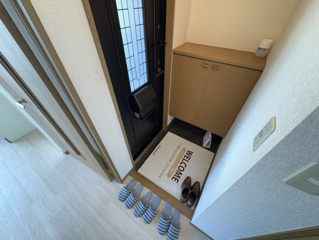 オリゾン　Ｂの玄関|他社様掲載物件もまとめてご紹介、ご案内可能です(^^)/