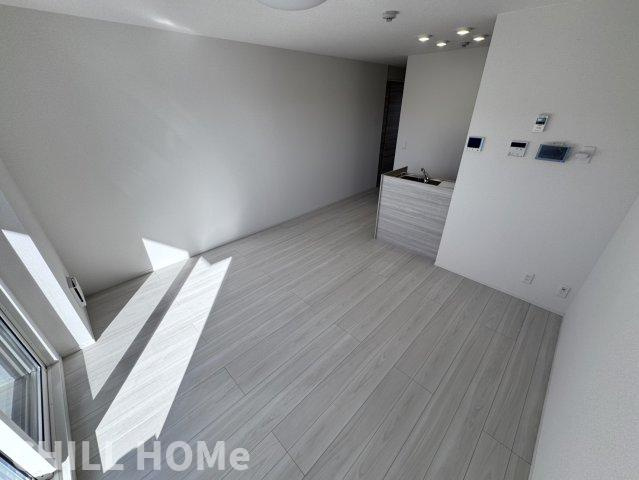 D-ROOM浜尻町の居間・リビング|他社様掲載物件もまとめてご紹介、ご案内可能です(^^)/