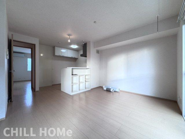 石川ヒルズの居間・リビング|他社様掲載物件もまとめてご紹介、ご案内可能です(^^)/