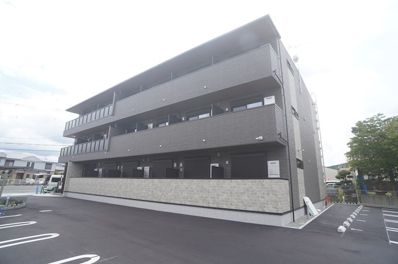 メゾン　リアリⅡ