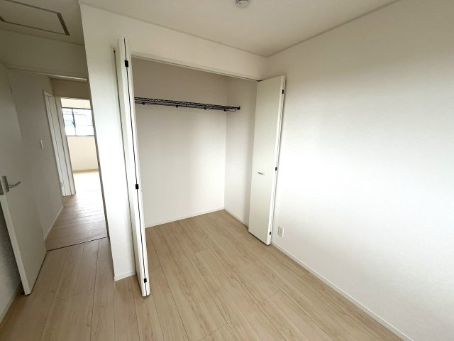 【収納】 | 仲介手数料無料！常盤小学校に通える新築戸建　宇部市亀浦３丁目　第２－２号棟　クレイドルガーデン　アーネストワン | 全室収納付き