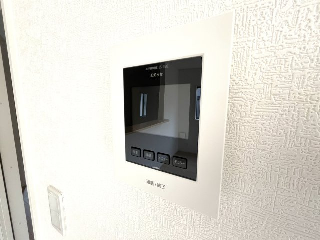 【セキュリティ】 | 仲介手数料無料！常盤小学校に通える新築戸建　宇部市亀浦３丁目　第２－２号棟　クレイドルガーデン　アーネストワン | 録画機能付きTVモニターインターホン