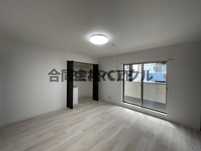 【居間・リビング】 | エステイトE桂川B棟