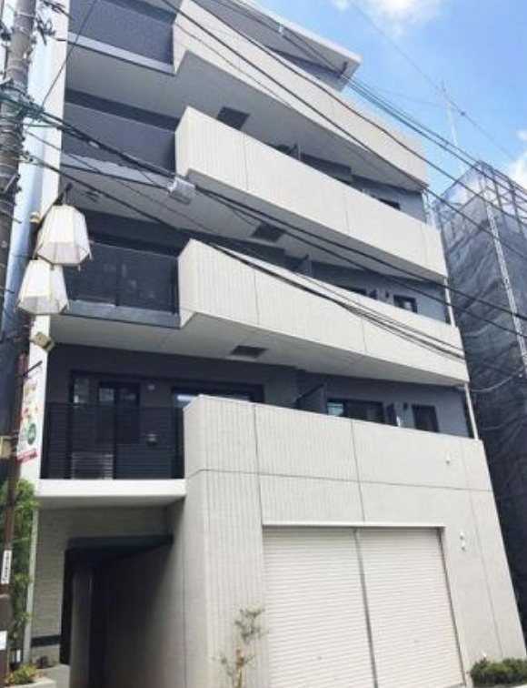 グラススペースの外観