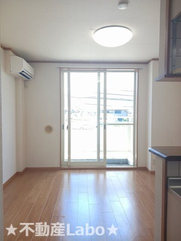 サンピアス江川