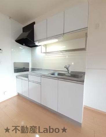 プチメゾンfのキッチン