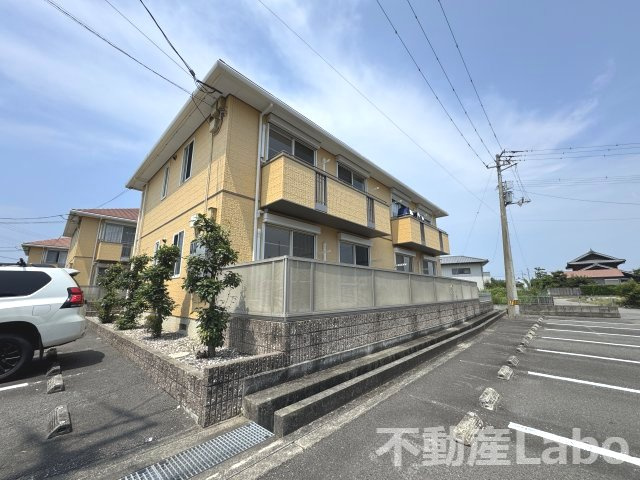 シャーメゾン藍住D棟の駐車場