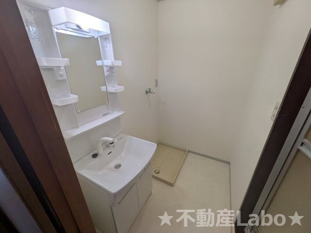 第5新見ハイツの洗面所