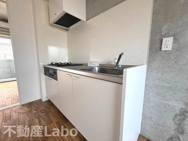 徳島市北田宮２丁目のアパートのキッチン