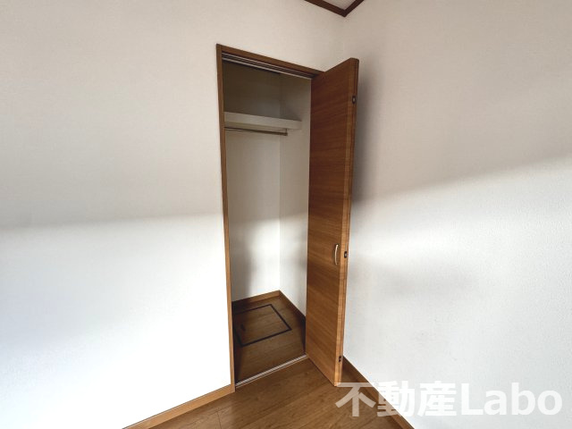板野郡藍住町徳命字小塚東のアパートの収納