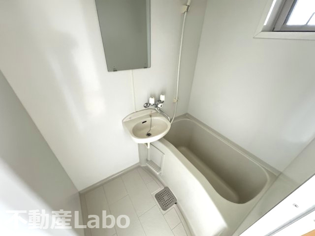 田上コートフレアベニールの浴室