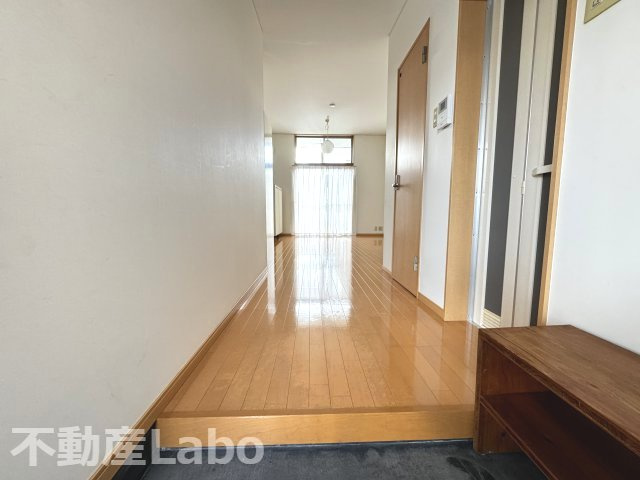 田上コートフレアベニールの玄関