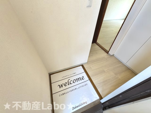 徳島市南沖洲３丁目のアパートの玄関