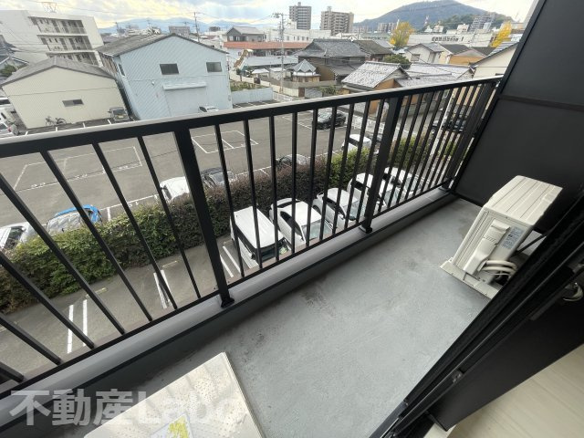 徳島市南常三島町３丁目の賃貸マンションのバルコニー
