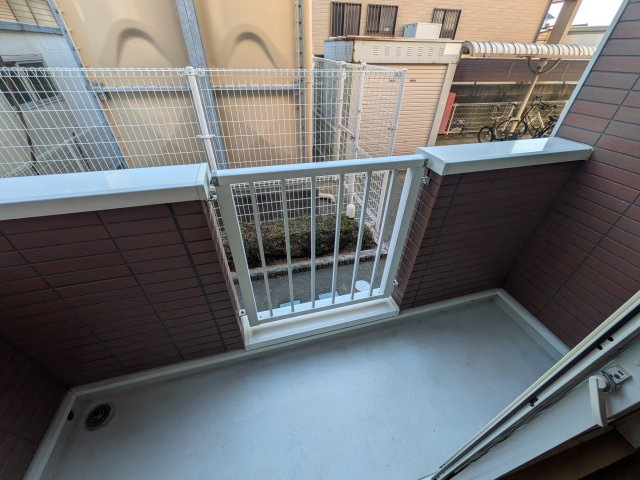 ヴィヴァーチェ 春日野のバルコニー
