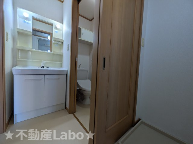 ヴィヴァーチェ 春日野の洗面所