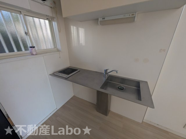 コーポ四番館アップルのキッチン