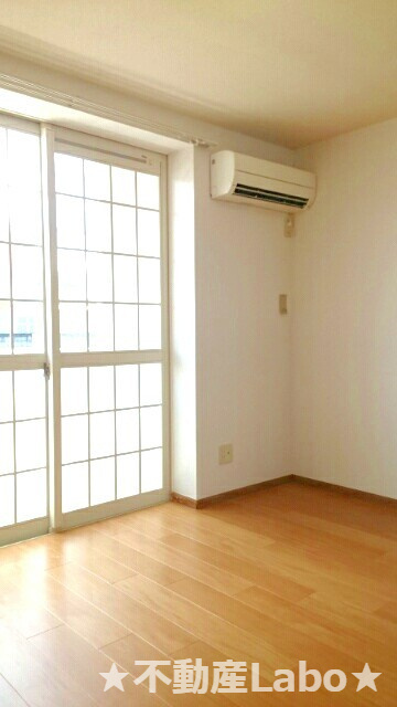 ビレッジあいBの居間・リビング