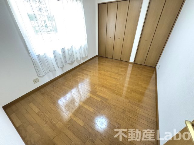 ラポール宮内Cの洋室