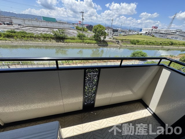 ラポール宮内Cのバルコニー